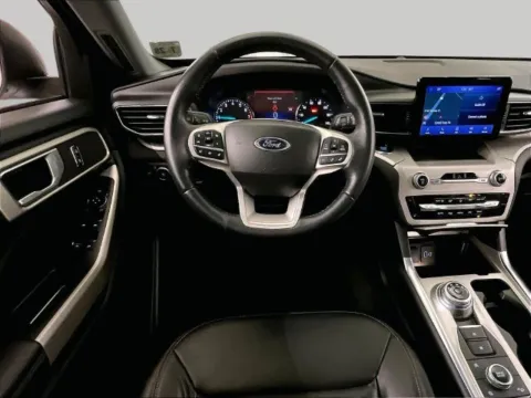 More photos of 2023 Ford Explorer XLT at Bob Ruth Ford Dillsburg, PA