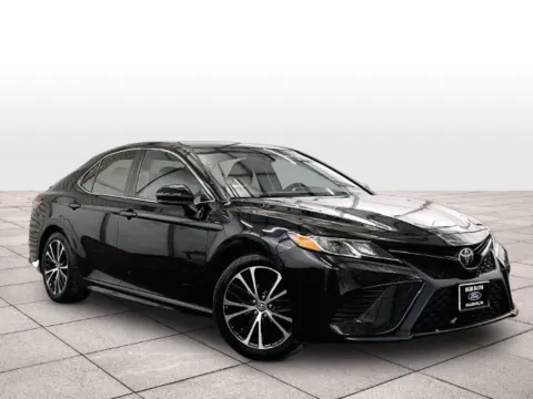 Photos of 2018 Toyota Camry SE for sale in Dillsburg, PA at Bob Ruth Ford Dillsburg