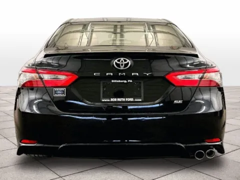 More photos of 2018 Toyota Camry SE at Bob Ruth Ford Dillsburg, PA