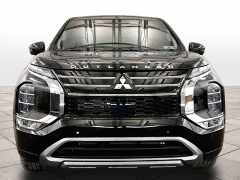 Another view of 2026 Mitsubishi Outlander SE for sale in Dillsburg, PA at Bob Ruth Ford Dillsburg