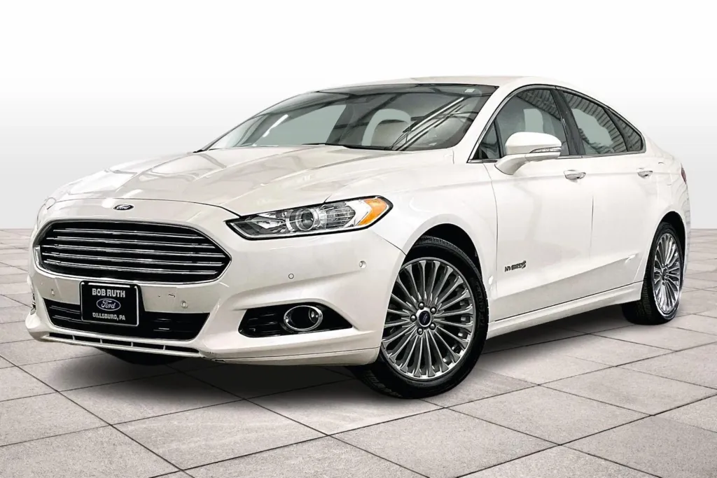 Ford Fusion Titanium Hybrid 2014
