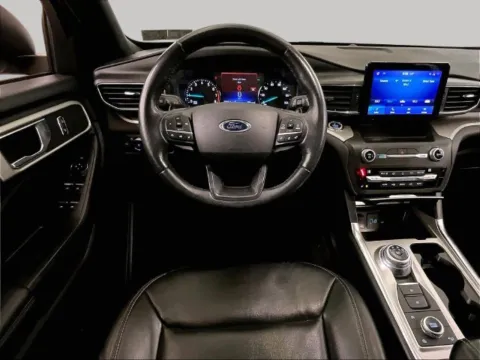 More photos of 2020 Ford Explorer XLT at Bob Ruth Ford Dillsburg, PA