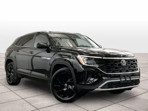 Photos of 2024 Volkswagen Atlas Cross Sport 2.0T SE w/Technology for sale in Dillsburg, PA at Bob Ruth Ford Dillsburg