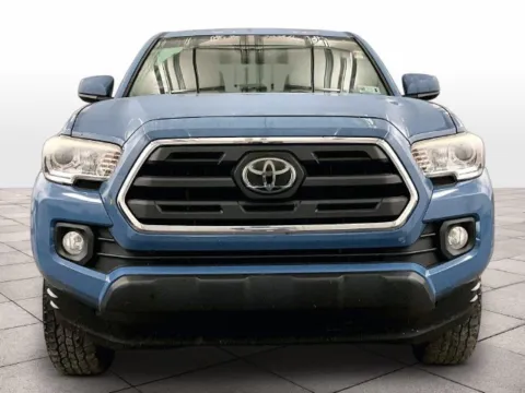 More photos of 2019 Toyota Tacoma SR5 at Bob Ruth Ford Dillsburg, PA