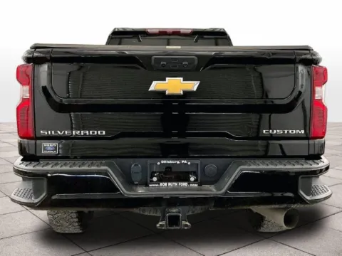 More photos of 2022 Chevrolet Silverado 2500 HD Custom at Bob Ruth Ford Dillsburg, PA