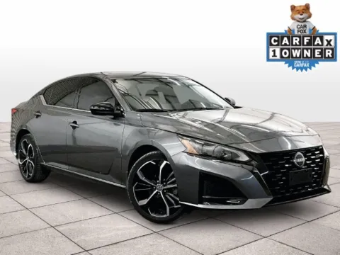Photos of 2023 Nissan Altima 2.5 SR for sale in Dillsburg, PA at Bob Ruth Ford Dillsburg
