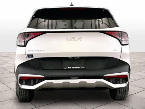 More photos of 2023 Kia Sportage Hybrid LX at Bob Ruth Ford Dillsburg, PA