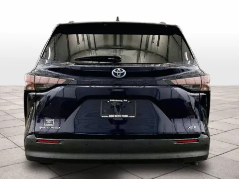 More photos of 2025 Toyota Sienna XLE at Bob Ruth Ford Dillsburg, PA