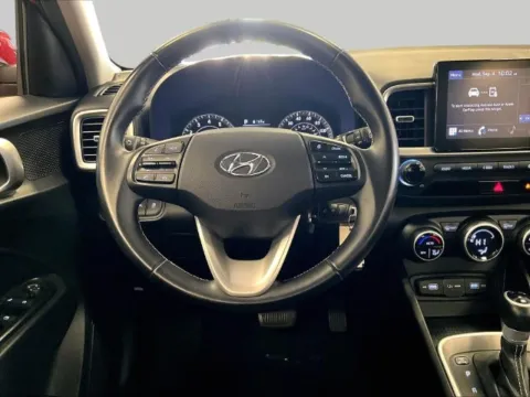 More photos of 2022 Hyundai Venue SEL at Bob Ruth Ford Dillsburg, PA