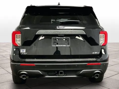More photos of 2023 Ford Explorer XLT at Bob Ruth Ford Dillsburg, PA