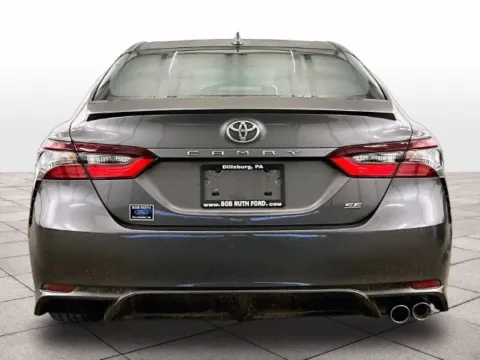 More photos of 2022 Toyota Camry SE at Bob Ruth Ford Dillsburg, PA