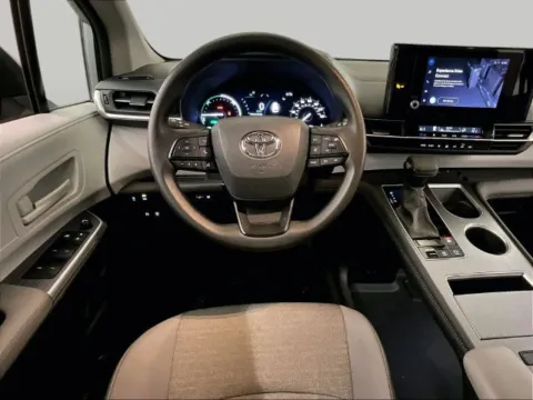 More photos of 2025 Toyota Sienna LE at Bob Ruth Ford Dillsburg, PA