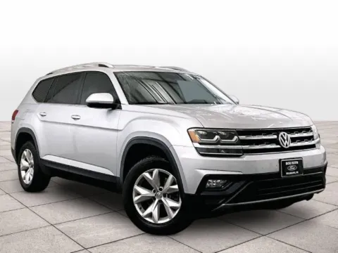 Photos of 2019 Volkswagen Atlas 2.0T SE for sale in Dillsburg, PA at Bob Ruth Ford Dillsburg