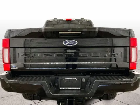 More photos of 2022 Ford F-250SD Lariat at Bob Ruth Ford Dillsburg, PA
