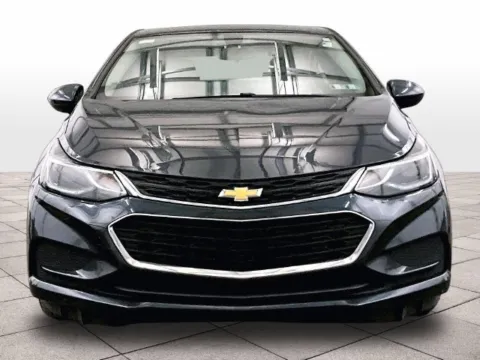 More photos of 2018 Chevrolet Cruze LT at Bob Ruth Ford Dillsburg, PA