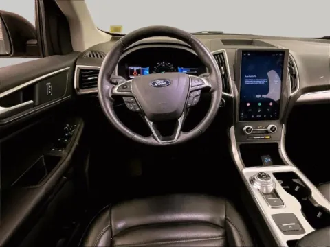 More photos of 2022 Ford Edge SEL at Bob Ruth Ford Dillsburg, PA