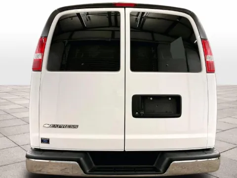 More photos of 2018 Chevrolet Express 3500 LT at Bob Ruth Ford Dillsburg, PA