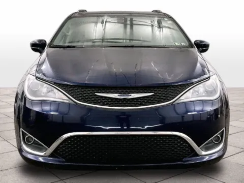 More photos of 2019 Chrysler Pacifica Touring L Plus at Bob Ruth Ford Dillsburg, PA