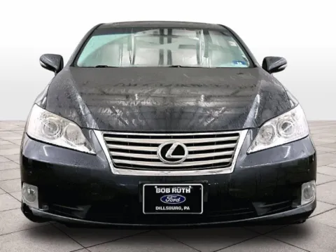 More photos of 2011 Lexus ES 350 at Bob Ruth Ford Dillsburg, PA