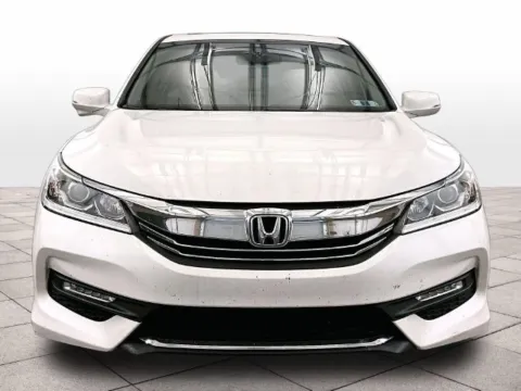 More photos of 2016 Honda Accord EX-L at Bob Ruth Ford Dillsburg, PA