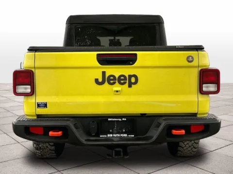 More photos of 2023 Jeep Gladiator Mojave at Bob Ruth Ford Dillsburg, PA
