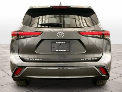 More photos of 2020 Toyota Highlander Limited at Bob Ruth Ford Dillsburg, PA
