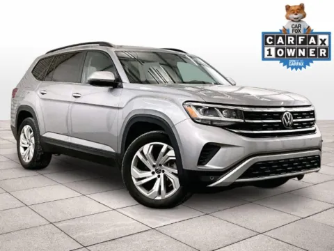 Photos of 2023 Volkswagen Atlas 3.6L V6 SE w/Technology for sale in Dillsburg, PA at Bob Ruth Ford Dillsburg