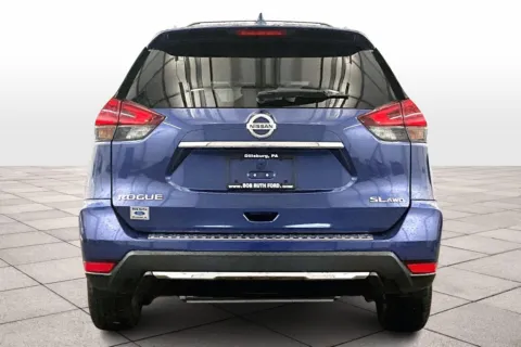 More photos of 2018 Nissan Rogue SL at Bob Ruth Ford Dillsburg, PA