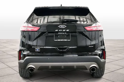 More photos of 2022 Ford Edge Titanium at Bob Ruth Ford Dillsburg, PA