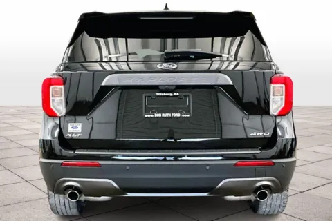 More photos of 2022 Ford Explorer XLT at Bob Ruth Ford Dillsburg, PA