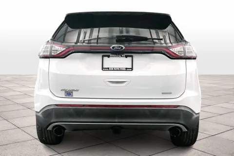More photos of 2016 Ford Edge SE at Bob Ruth Ford Dillsburg, PA