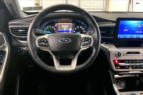 More photos of 2022 Ford Explorer XLT at Bob Ruth Ford Dillsburg, PA