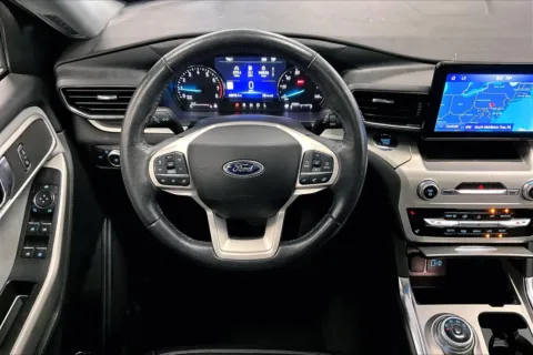 More photos of 2022 Ford Explorer XLT at Bob Ruth Ford Dillsburg, PA
