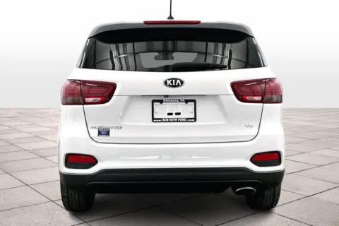 More photos of 2019 Kia Sorento LX V6 at Bob Ruth Ford Dillsburg, PA