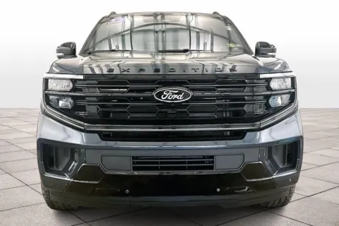 Another view of 2025 Ford Expedition Max Platinum for sale in Dillsburg, PA at Bob Ruth Ford Dillsburg