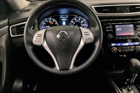 More photos of 2016 Nissan Rogue SV at Bob Ruth Ford Dillsburg, PA