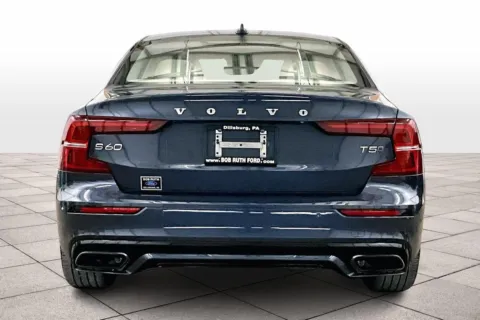 More photos of 2021 Volvo S60 Momentum at Bob Ruth Ford Dillsburg, PA
