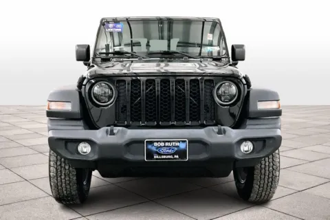 Another view of 2020 Jeep Gladiator Sport S for sale in Dillsburg, PA at Bob Ruth Ford Dillsburg