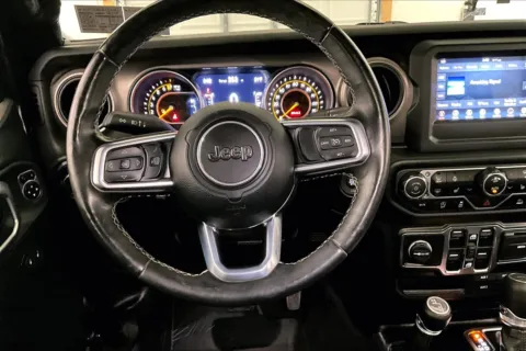 More photos of 2020 Jeep Gladiator Sport S at Bob Ruth Ford Dillsburg, PA