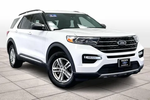 Photos of 2023 Ford Explorer XLT for sale in Dillsburg, PA at Bob Ruth Ford Dillsburg