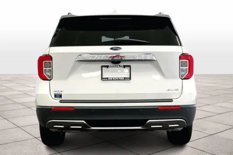 More photos of 2023 Ford Explorer XLT at Bob Ruth Ford Dillsburg, PA