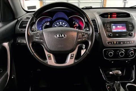 More photos of 2014 Kia Sorento LX at Bob Ruth Ford Dillsburg, PA