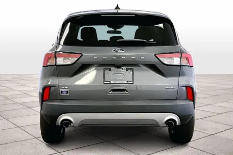 More photos of 2022 Ford Escape SE at Bob Ruth Ford Dillsburg, PA