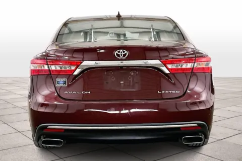 More photos of 2018 Toyota Avalon Limited at Bob Ruth Ford Dillsburg, PA
