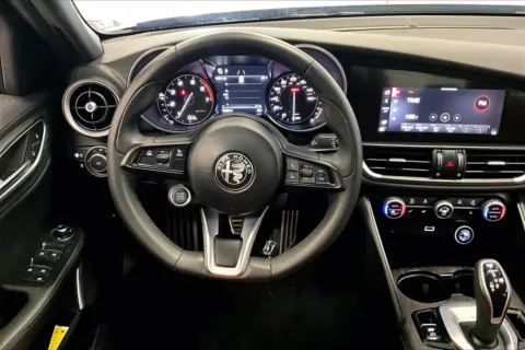 More photos of 2022 Alfa Romeo Giulia Ti at Bob Ruth Ford Dillsburg, PA