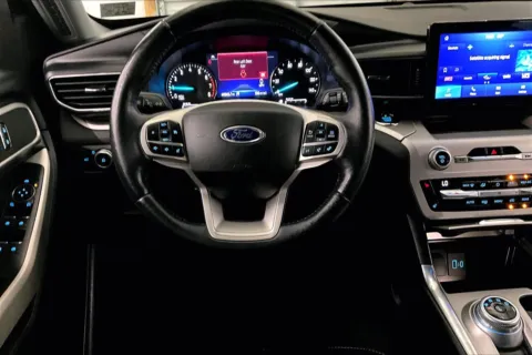 More photos of 2021 Ford Explorer XLT at Bob Ruth Ford Dillsburg, PA