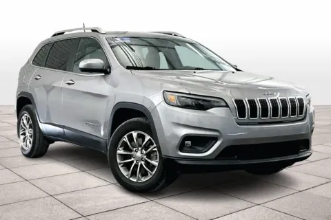 Photos of 2019 Jeep Cherokee Latitude Plus for sale in Dillsburg, PA at Bob Ruth Ford Dillsburg