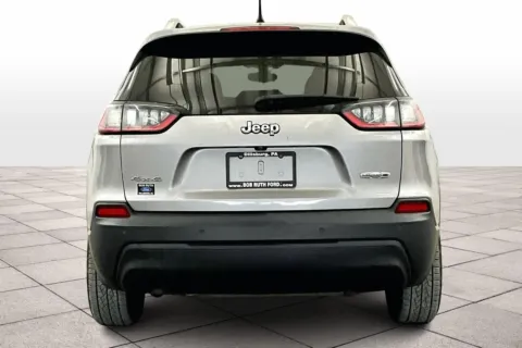 More photos of 2019 Jeep Cherokee Latitude Plus at Bob Ruth Ford Dillsburg, PA