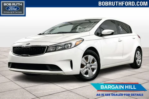 White 2018 Kia Forte5 LX for sale in Dillsburg, PA