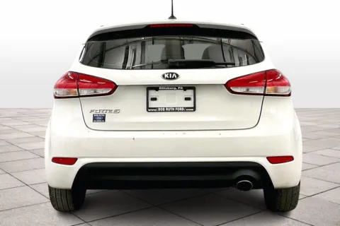 More photos of 2018 Kia Forte5 LX at Bob Ruth Ford Dillsburg, PA
